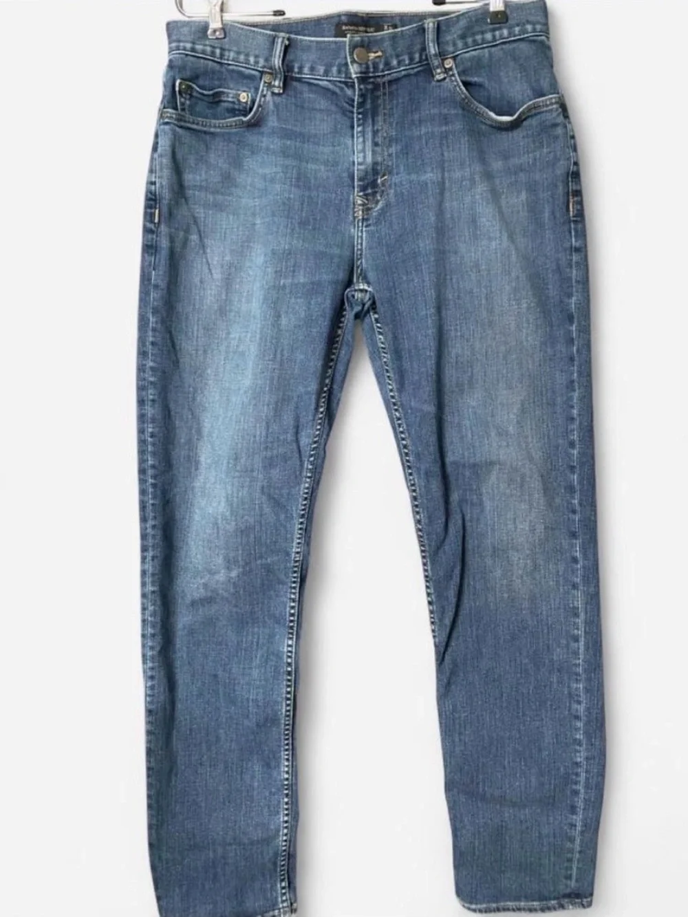 Banana Republic Slim Straight Jeans in Medium Blue Wash